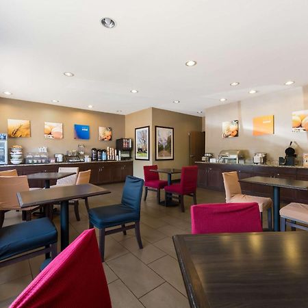 וויצ'יטה Comfort Inn East מראה חיצוני תמונה