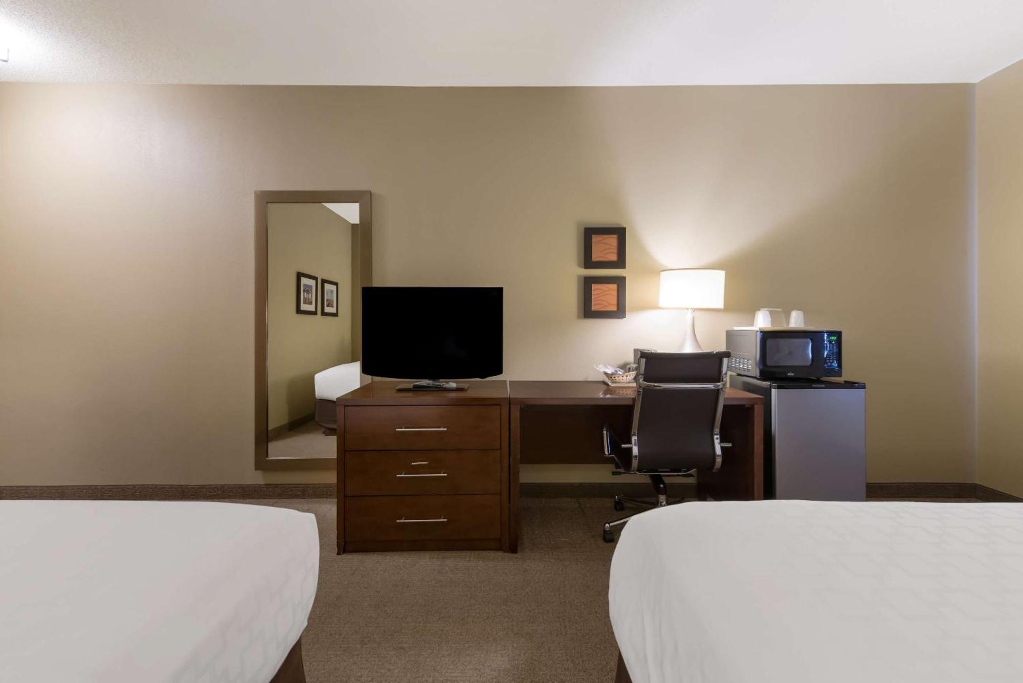 וויצ'יטה Comfort Inn East מראה חיצוני תמונה