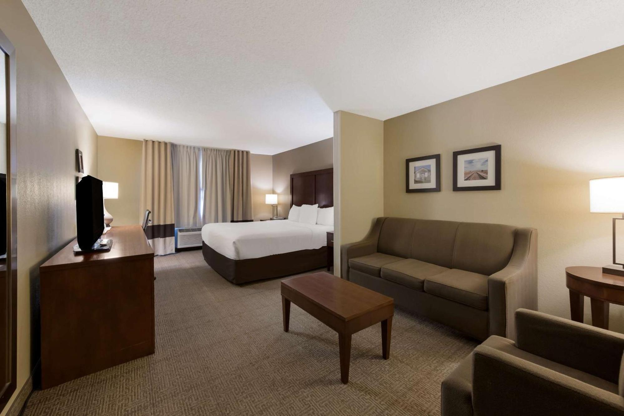 וויצ'יטה Comfort Inn East מראה חיצוני תמונה