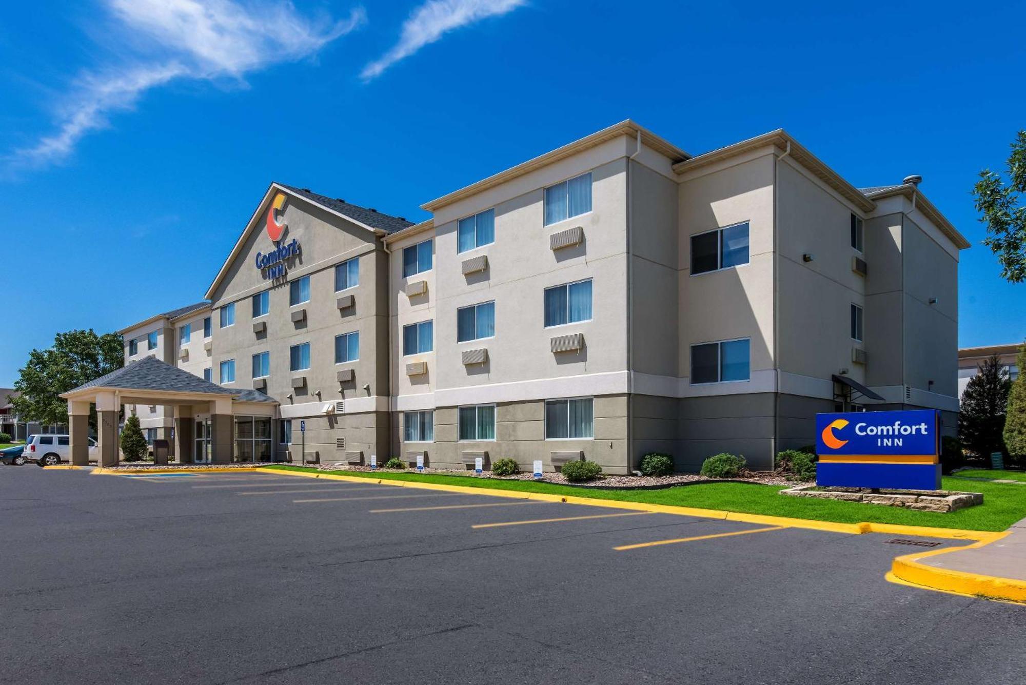 וויצ'יטה Comfort Inn East מראה חיצוני תמונה