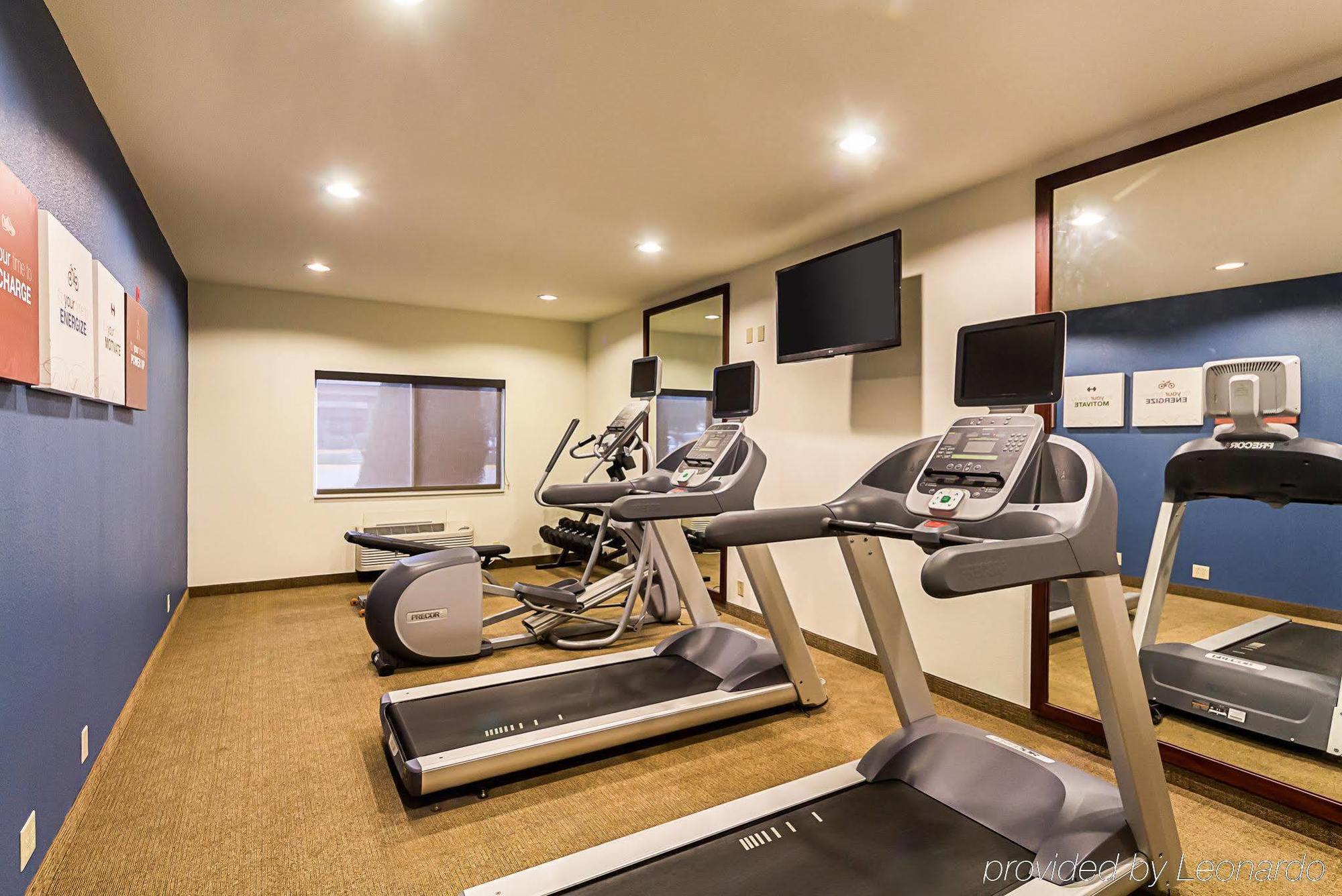 וויצ'יטה Comfort Inn East מראה חיצוני תמונה